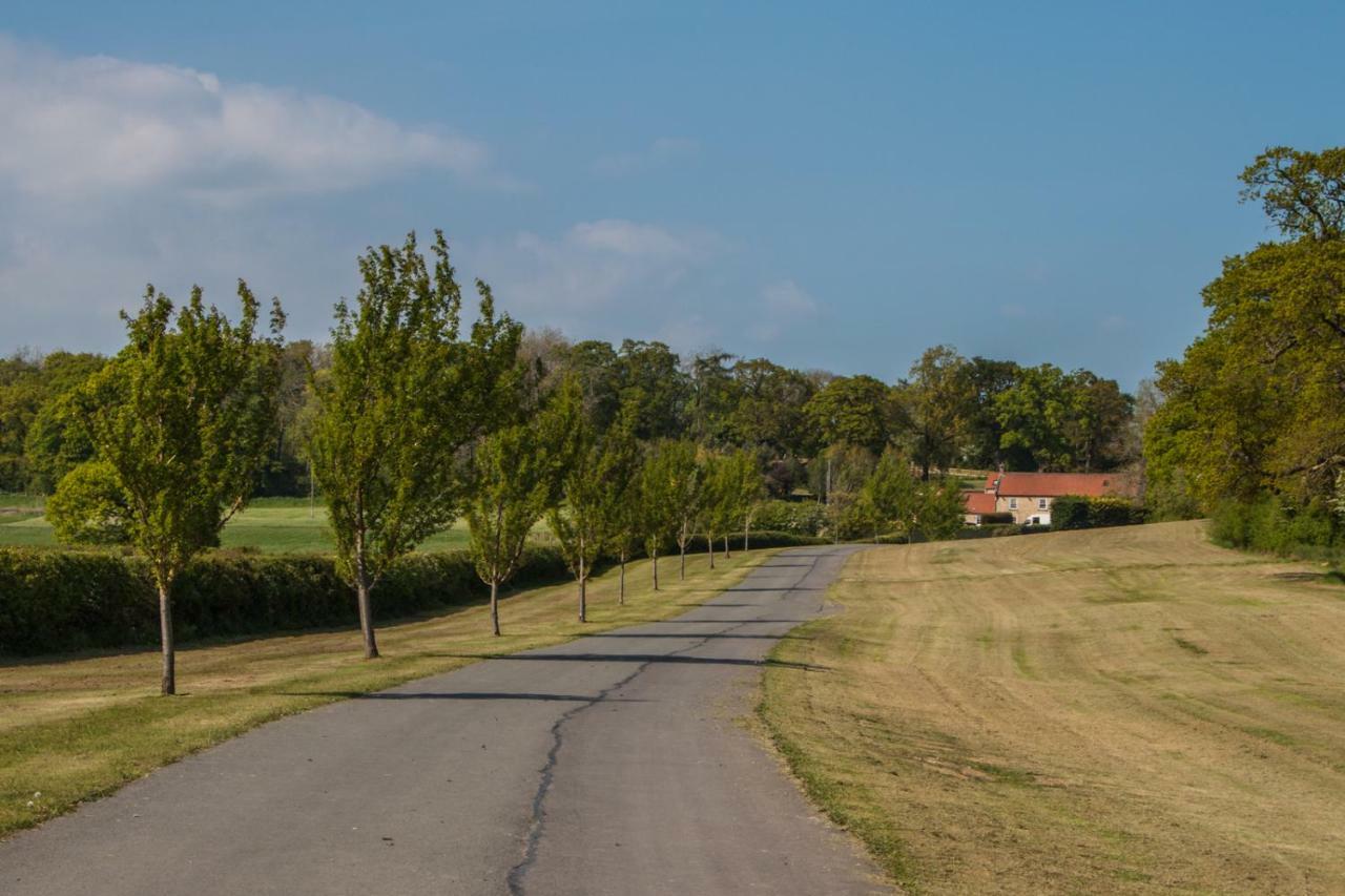 Hotel High Oaks Grange - Glamping Pickering Exterior foto